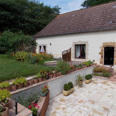 Gite De Charme Rural Avec Terrasse, Jardin Prive, Chevaux A Proximite Et Equipements Modernes - Fr-1-489-213 Neuvy  Luaran gambar